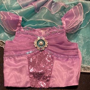 Disney Ariel Costume size 4, in good condition!